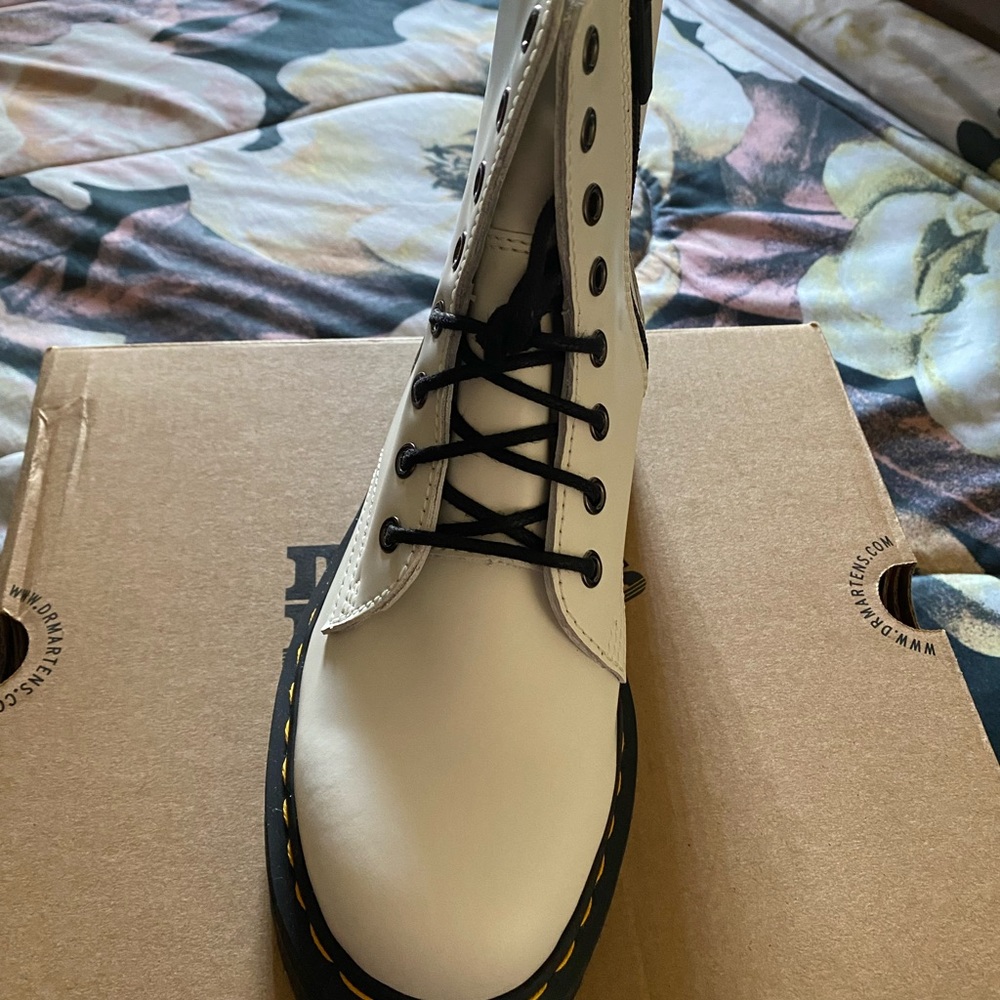DR Martens boot’s